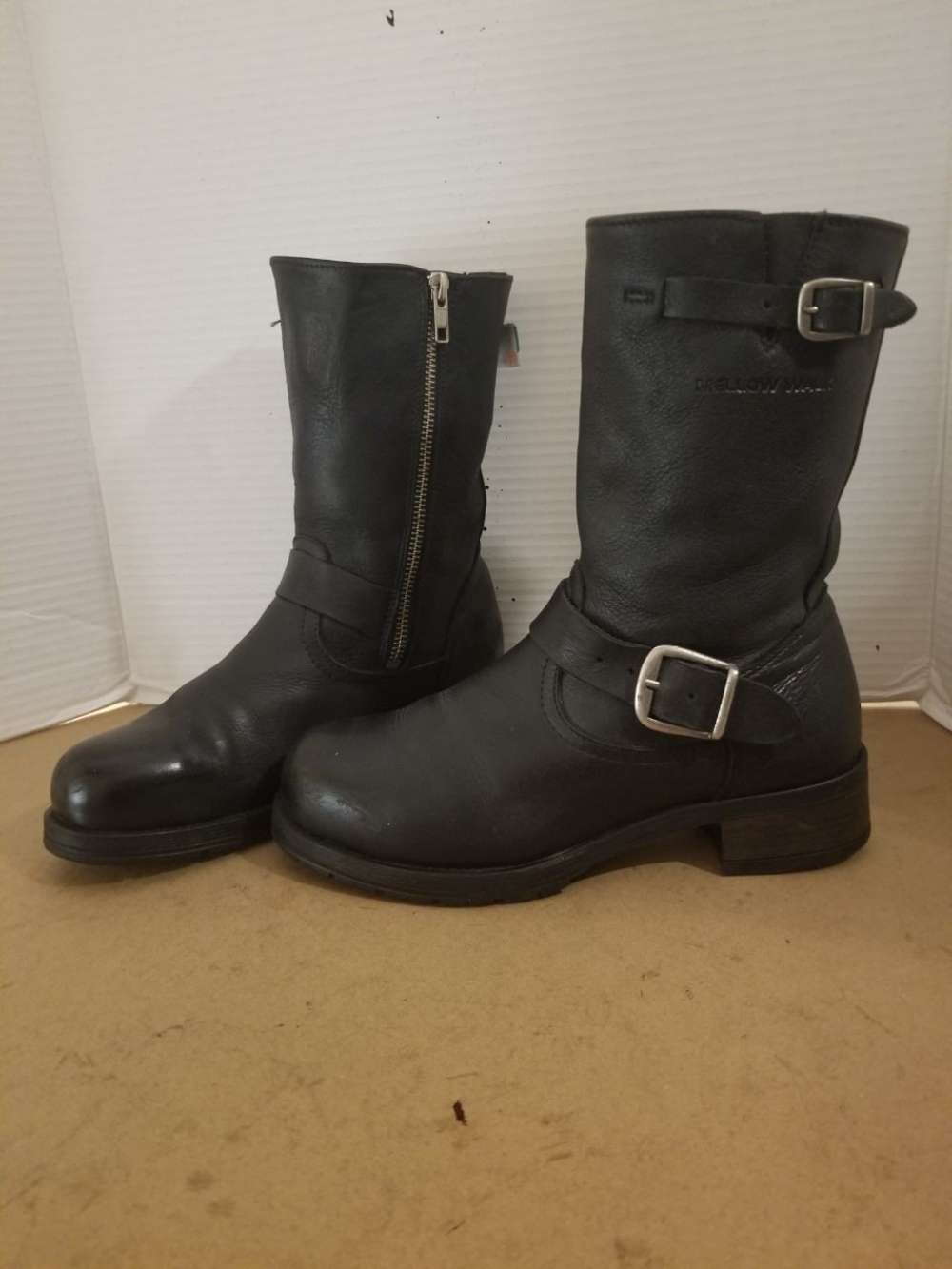 men's CSA Mellow Walk leather safety boots size 7D US, women's 8